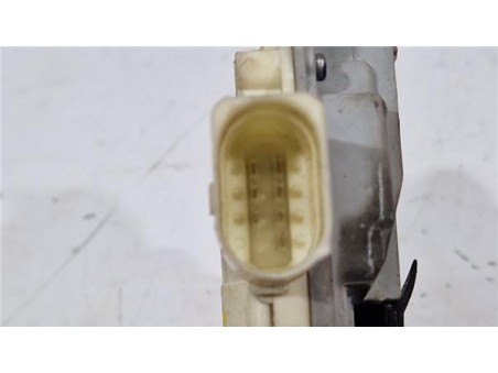 Cerradura Puerta Delantera Derecha Volkswagen Passat Berlina  1 8 Advance [1 8 Ltr  - 118 kW 16V TSI]