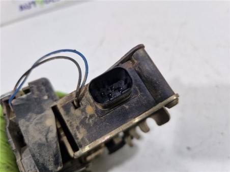 Cerradura Puerta Delantera Derecha Mercedes-Benz VITO / MIXTO Furgón  109 CDI