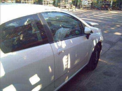 Retrovisor Derecho » OTROS    MODELOS *