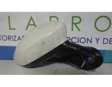 Retrovisor Derecho » OTROS    MODELOS *