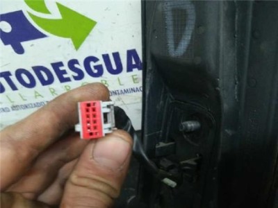 Retrovisor Derecho Ford FOCUS LIM  1 8 TDCi Turbodiesel