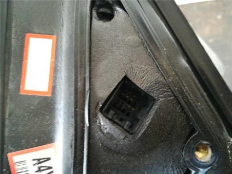 Retrovisor Derecho Hyundai TERRACAN 2 9 CRDi 