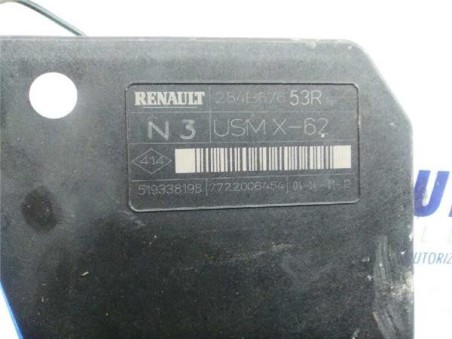 BSM Renault MASTER KOMBI 2 3 dCi D 