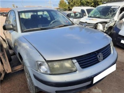 RADIADOR AGUA Volkswagen Passat Berlina  1 9 TDI