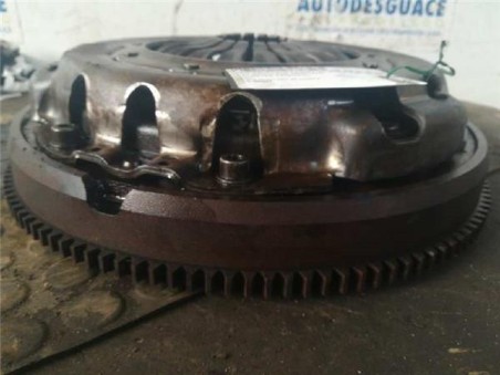 Kit Embrague Completo Nissan INTERSTAR MOD  04 2 5 dCi D 