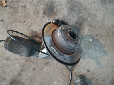 Mangueta Trasera Izquierda BMW X5 4 4 V8 32V