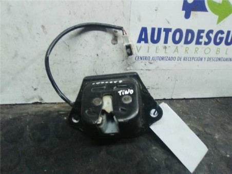 Cerradura Porton Nissan ALMERA TINO 2 2 16V Turbodiesel 