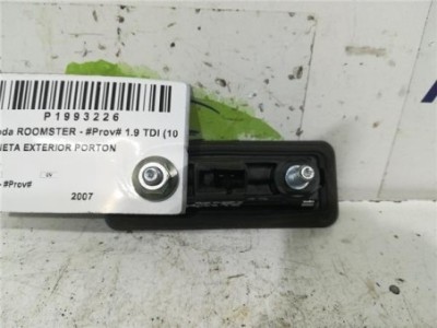 Maneta Exterior Porton Skoda ROOMSTER 1 9 TDI  2