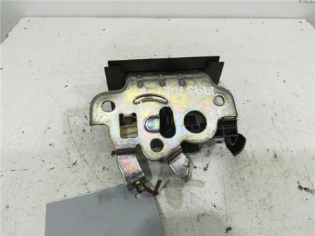 Cerradura Porton Skoda Rapid  1 6 Active [1 6 Ltr  - 85 kW TDI DPF]