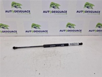 Amortiguador Porton Trasero Derecho Toyota Verso  2 2 Advance [2 2 Ltr  - 110 kW D-4D CAT]