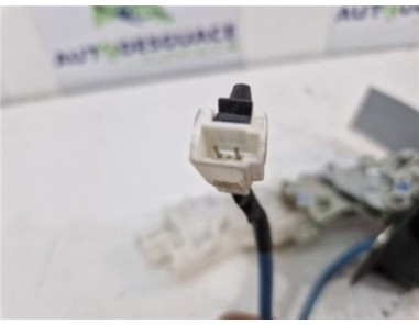 Cerradura Porton Nissan Micra IV  1 2