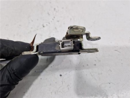 Cerradura Porton Skoda Superb  1 9 TDI