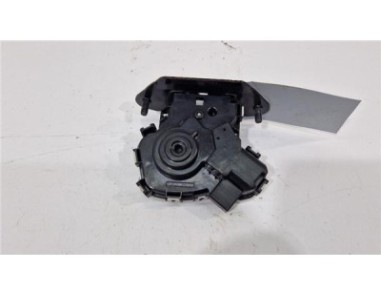 Cerradura Porton Mazda CX-3  1 5 Center-Line [1 5 Ltr  - 77 kW Diesel CAT]