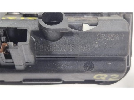 Maneta Exterior Porton Audi Q2  1 6 30 TDI design [1 6 Ltr  - 85 kW TDI]