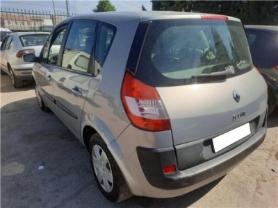 Renault Scenic II  1 6   2