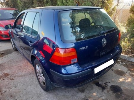 Volkswagen Golf IV Berlina  1 6 16V