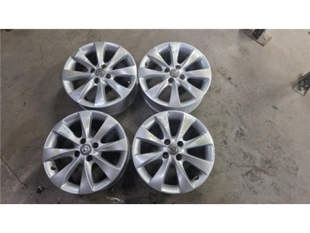 JUEGO LLANTAS Opel Corsa E  1 4 Design LINE [1 4 Ltr  - 66 kW 16V bivalent  Gasolina / LPG]