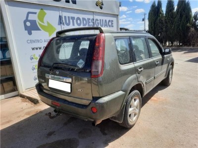 Nissan X-Trail  2 2 Di 4x4 2