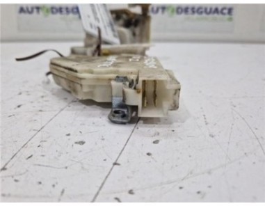 Cerradura Puerta Delantera Izquierda Nissan Vanette Cargo  2 3 D