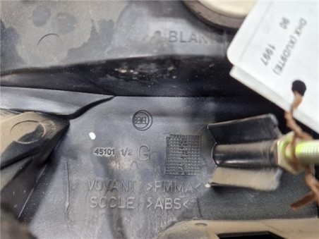Piloto Porton Trasero Izquierdo Peugeot 806  1 9 TD