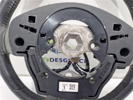 Volante Mazda 2 Berlina  1 5 Zenith [1 5 Ltr  - 66 kW 16V CAT]