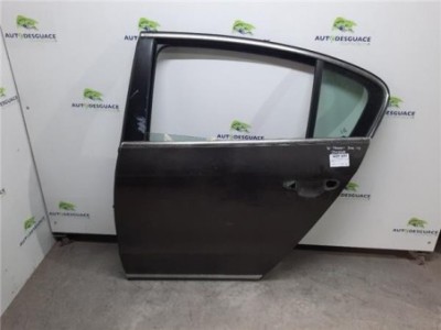 Puerta Trasera Izquierda Volkswagen Passat Berlina  2 0 Exclusive BlueMotion [2 0 Ltr  - 103 kW TDI]