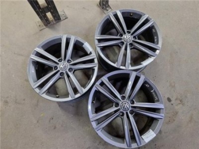 JUEGO LLANTAS Volkswagen Golf VII  2 0 Advance BlueMotion Tech  [2 0 Ltr  - 110 kW TDI] 2