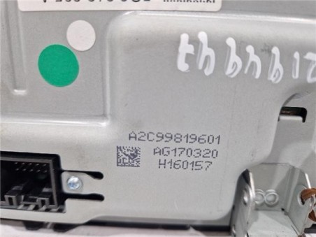 PANTALLA NAVEGADOR Volkswagen Golf VII  2 0 Advance BlueMotion Tech  [2 0 Ltr  - 110 kW TDI]