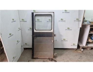 Puerta Trasera Izquierda Mercedes-Benz 100 Furgón  D 