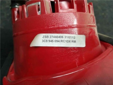 Piloto Porton Trasero Derecho Volkswagen PASSAT VARIANT 2 0 TDI 