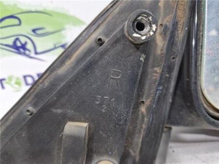 Retrovisor Derecho Isuzu Trooper  3 0DIESEL 84KW
