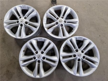 JUEGO LLANTAS Nissan Qashqai  1 5 Acenta [1 5 Ltr  - 78 kW dCi Turbodiesel CAT]