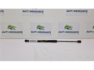 Amortiguador Porton Trasero Derecho Hyundai Kona  1 0 Essence 2WD [1 0 Ltr  - 88 kW TGDI CAT]