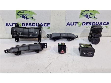 Conjunto Interruptores Hyundai Kona  1 0 Essence 2WD [1 0 Ltr  - 88 kW TGDI CAT]