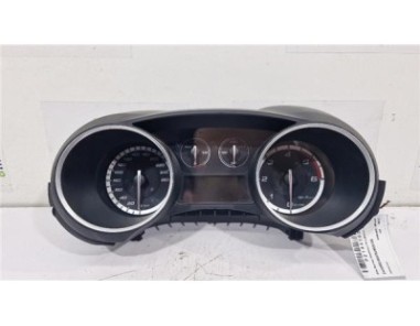 Cuadro Instrumentos Alfa Romeo Giulietta  1 6 Distinctive [1 6 Ltr  - 77 kW JTDM CAT]