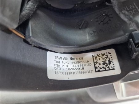 Volante Citroen Berlingo Combi  1 5 Feel M [1 5 Ltr  - 75 kW Blue-HDI FAP]