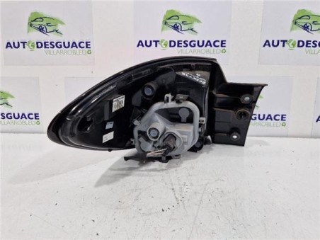 Piloto Trasero Derecho Renault Captur I  0 9 Dynamique [0 9 Ltr  - 66 kW TCE Energy]