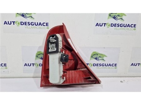 Piloto Trasero Derecho Renault Clio II Fase II  1 5 Base Authentique [1 5 Ltr  - 50 kW dCi Diesel]