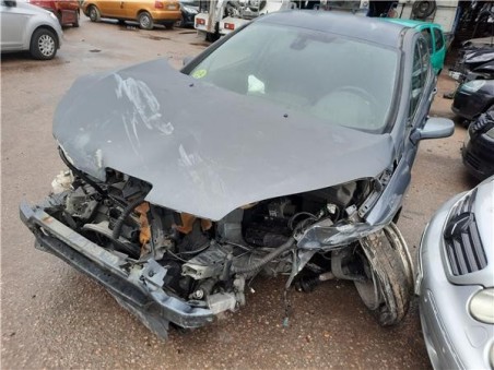 Peugeot 407  2 0 HDi 135