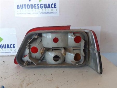 Piloto Trasero Izquierdo Peugeot 106 *