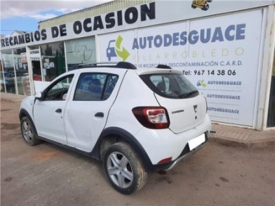 Piloto Trasero Derecho Dacia Sandero II  1 5 Laureate [1 5 Ltr  - 66 kW dCi Diesel FAP CAT] 2