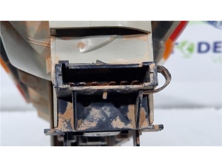 Piloto Trasero Izquierdo Ford TRANSIT Furgón  2 0 TDCi