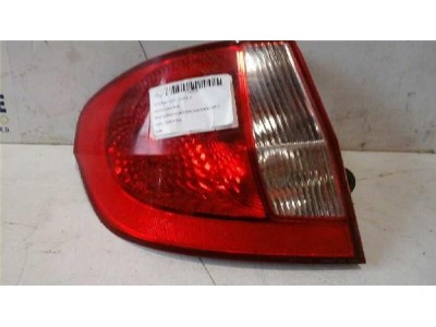 Piloto Trasero Izquierdo » OTROS    MODELOS * 2