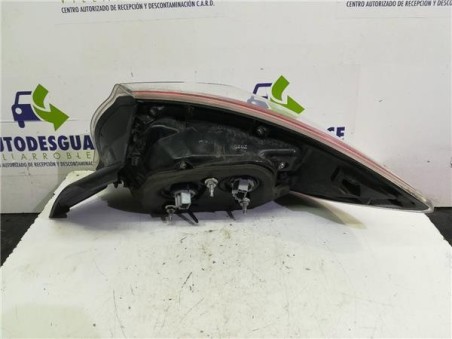 Piloto Trasero Izquierdo Mazda 3 LIM  2 2 Turbodiesel 