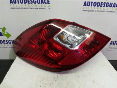 Piloto Trasero Izquierdo Opel CORSA D 1 2  2