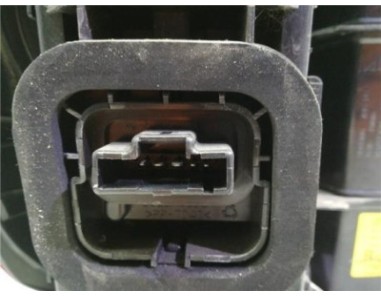 Piloto Trasero Derecho Dacia DUSTER 1 5 dCi D FAP 