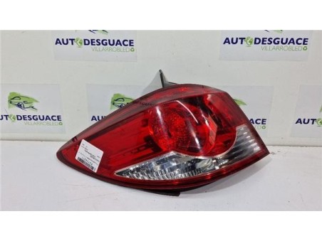 Piloto Trasero Izquierdo Chevrolet Cruze  1 7 LT [1 7 Ltr  - 96 kW Diesel CAT]