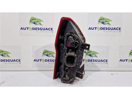 Piloto Trasero Derecho Ford Transit Courier  1 6 Ambiente [1 6 Ltr  - 71 kW TDCi CAT]