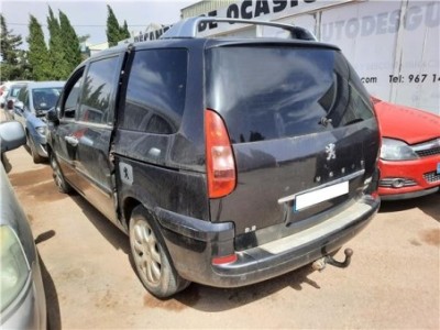 Peugeot 807  2 2 ST [2 2 Ltr  - 94 kW HDi FAP CAT ] 2