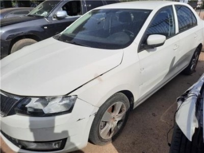 Skoda Rapid  1 6 Ambition [1 6 Ltr  - 85 kW TDI DPF] 2